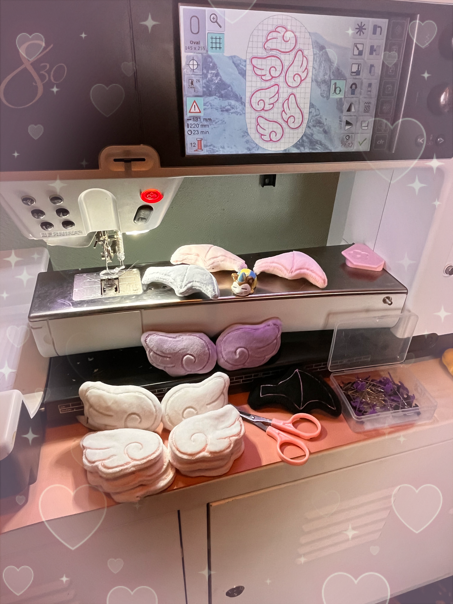 embroidered wing ♡ hair clips